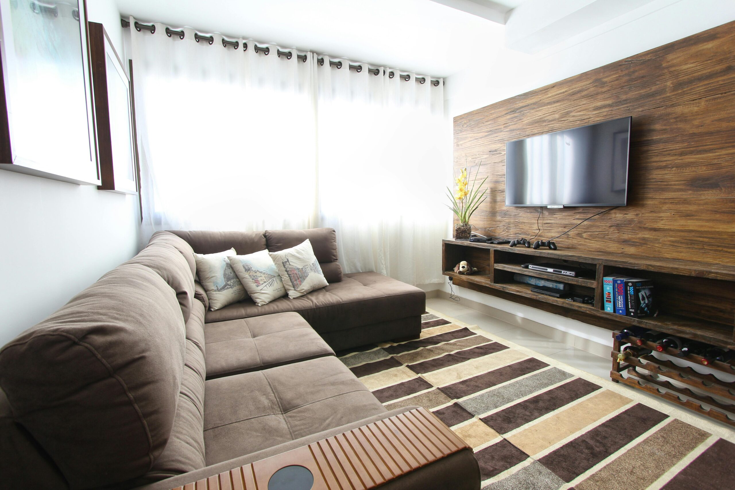 Czy sofa tapicerowana daje nam większy komfort relaksu? Zeus Meble – producent mebli tapicerowanych